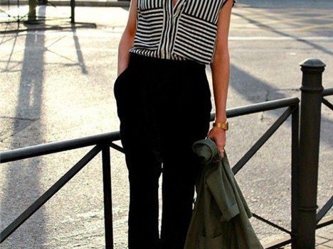 黑上衣搭配裤子颜色终极指南