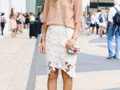 白色蕾丝裙配啥上衣 穿搭妙招一网打尽