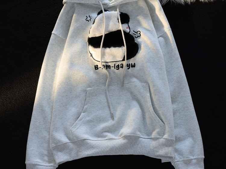 挑选不起球卫衣全攻略 让你告别烦人毛球