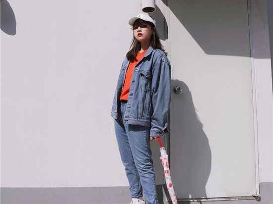 牛仔夹克搭配裤子全攻略 穿出属于你的风格