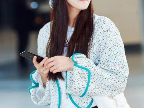 解密小香风 从历史尘埃到衣橱永恒的优雅密码