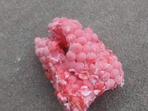 粉红力量全解读：从梳妆台到生活态度的焕新指南