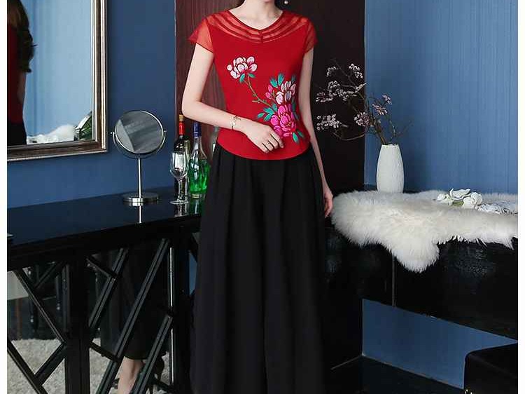 中式改良旗袍上衣：让你在日常中穿出东方韵味的新选择