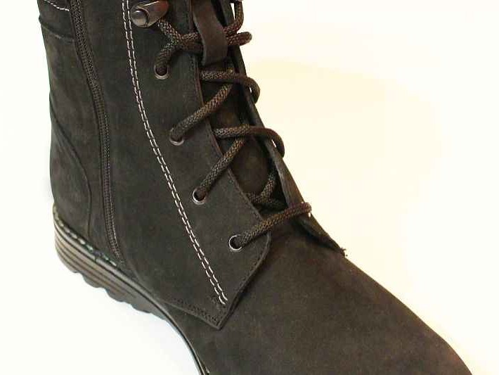 2025年马丁靴选购指南 从经典到舒适找到你的命定之靴