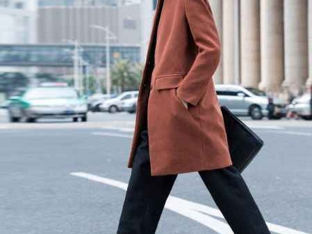 冬日里的时髦暖饮 教你用焦糖色搭出高级感