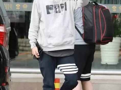 卫衣全知道 从保暖神器到穿搭王者的变身史