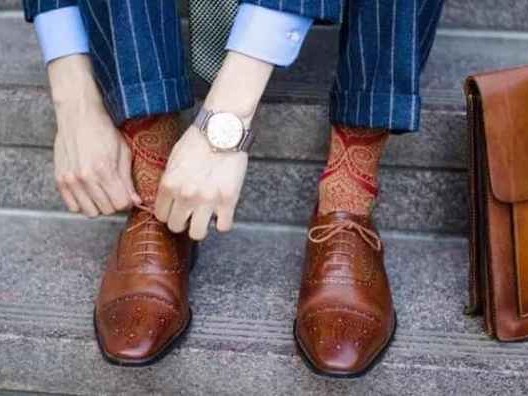 皮鞋配袜全攻略 穿对袜子让你步步为赢
