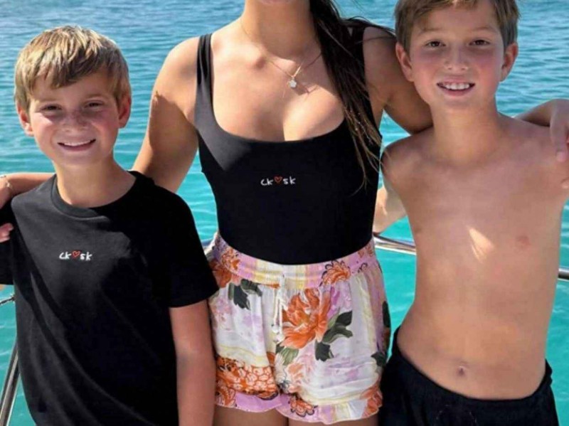 微胖初中生穿搭攻略：跟特朗普外孙女学3套名媛风搭配，轻松提升气质