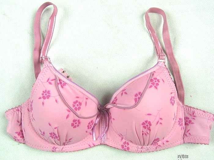 别让选错内衣耽误你的好身材 这份聚拢文胸挑选秘籍请收好