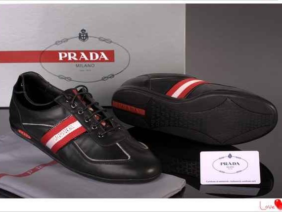 名牌鞋整理全攻略让你的鞋柜焕然一新