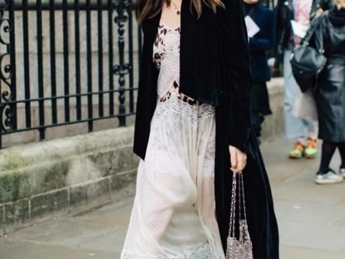 长裙子外套搭配全攻略穿出你的风格魅力