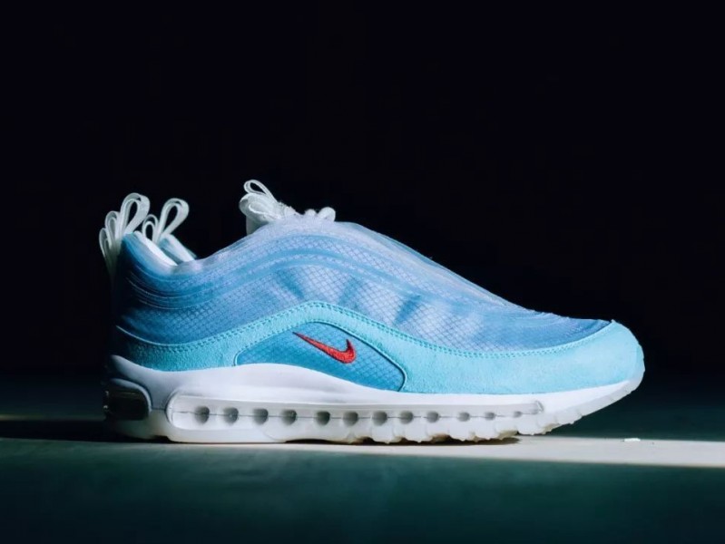 耐克不只是一个勾 它到底代表啥意思