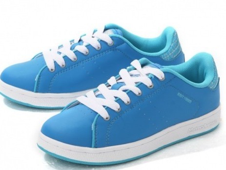 选对颜色让你的运动鞋从踩雷变种草