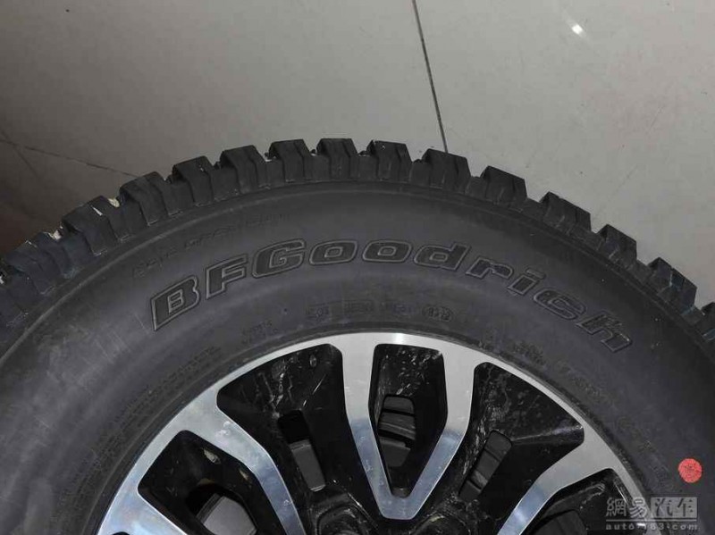 扒一扒路上偶遇的arrior轮胎，到底是啥来头？