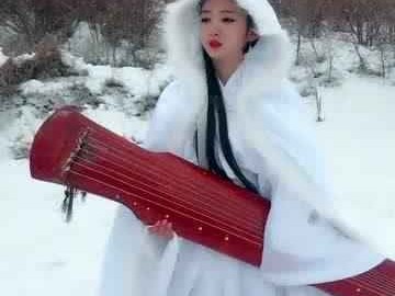 下雪天出门穿点啥 这份保暖又灵动的穿搭攻略请收好