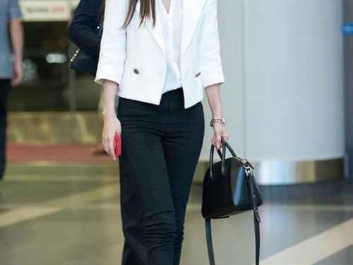 白色衬衫搭配裤子全攻略穿出你的专属范儿