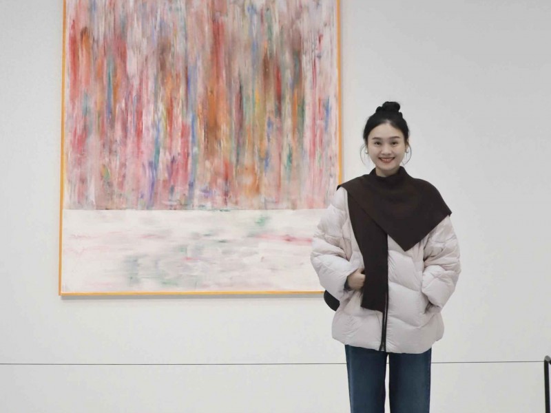 冬季圆脸女生穿搭秘籍：158cm身高18套秋冬时尚搭配指南